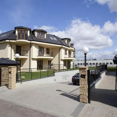 Villa Piano Apartments Warsaw Piaseczno Jozefoslaw Exterior photo